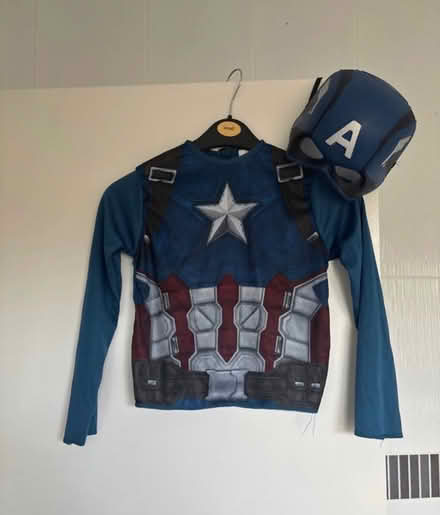 Photo of free Marvel Captain America costume (SL6 Maidenhead) #1