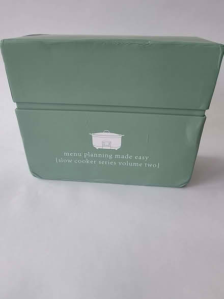 Photo of free Slow Cooker Recipes in Filing Box (Waterlooville PO8) #1