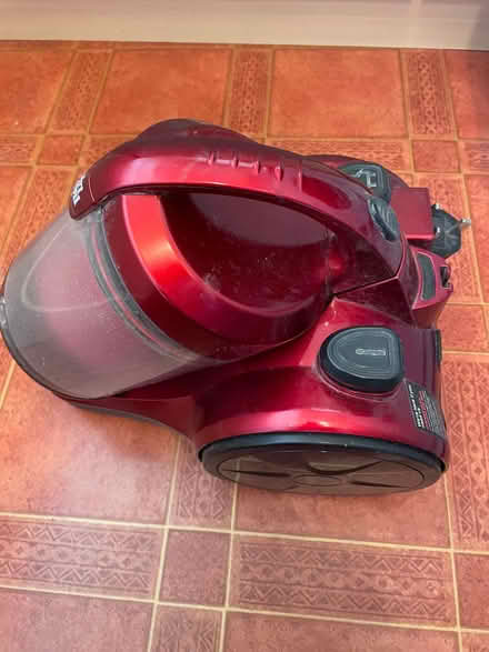 Photo of free Dirt Devil bagless vacuum cleaner (Abbeyhill EH7) #2