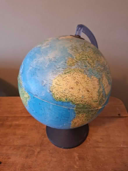 Photo of free Globe (Chalford Hill GL6) #1