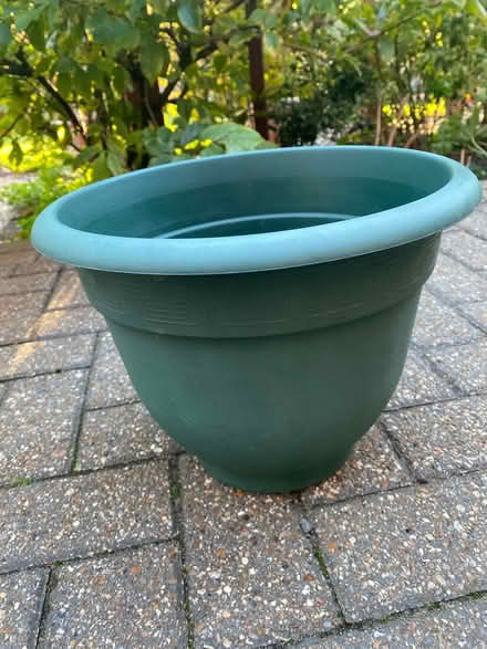 Photo of free Green outside plastic pot (Hellesdon NR6) #1