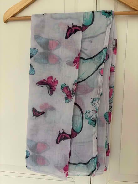 Photo of free scarf or beach dress (Coombe KT2) #1