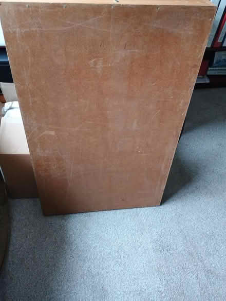 Photo of free Wallpaper / decorating table (Formby L37) #1