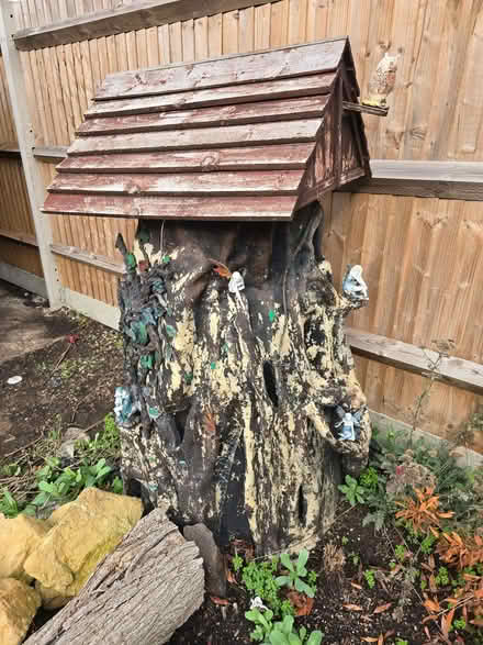 Photo of free 5ft fairy house (Elmers End BR3) #1