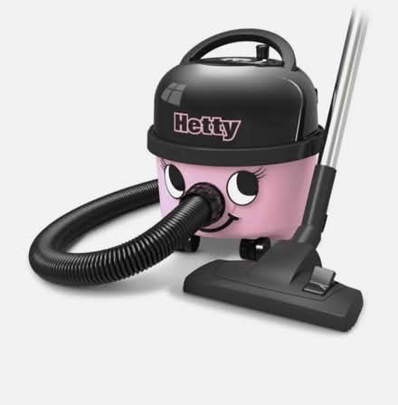 Photo of free Hetty Hoover (KT17) #1