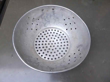 Photo of free collander (Bray Seafront) #1