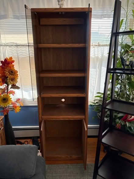 Photo of free Lighted shelf great condition (Middletown) #1