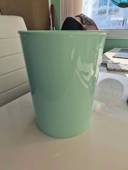 Photo of free kitchen utensil holder (Ruishton, Taunton TA3) #2
