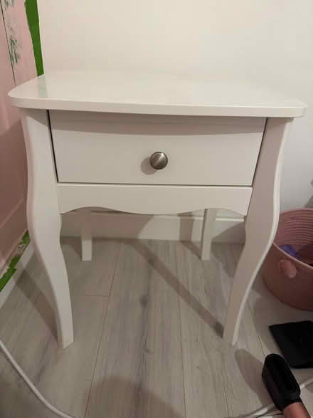 Photo of free White Bedside Table with Drawer (TN14 5GX) #1