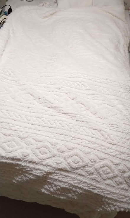 Photo of free Cream Fleece Single Duvet Cover (Anchorsholme FY5) #1
