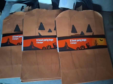 Photo of free Halloween gift bags (Hornchurch RM11) #1