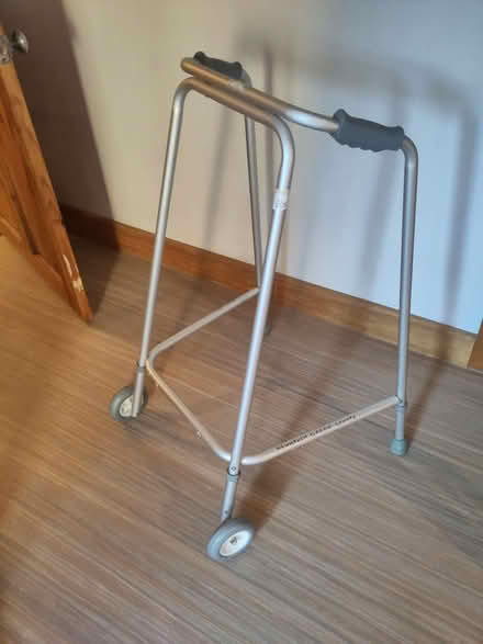 Photo of free Zimmer Frame / mobility aid (South Heighton BN9) #1