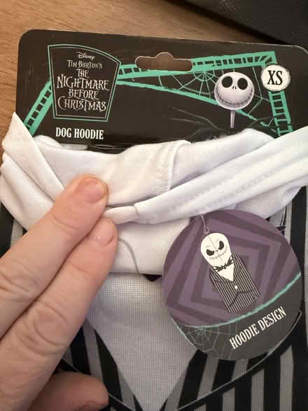 Photo of free XS Jack Skellington dog hoodie (Camden parc) #1