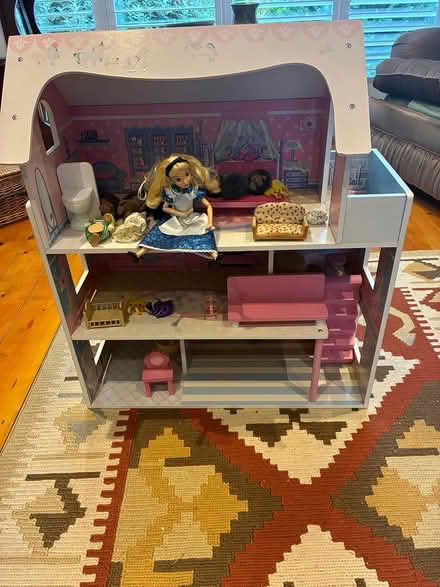 Photo of free Dolls House (Clonard Sandyford near IMI) #1