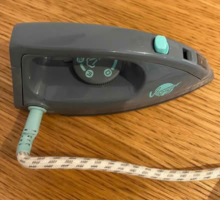 Photo of free Steam travel iron (Bramhall SK7) #2