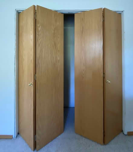 Photo of free Bi-fold doors (Mount Vernon east side) #3