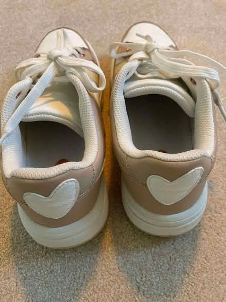 Photo of free Size 6 Women's trainer (Charlton SE18) #3