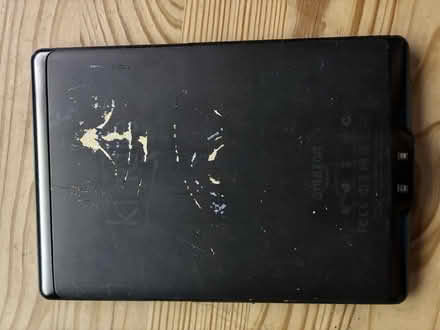 Photo of free Kindle 4 - working well (N10 near Colney Hatch Lane) #2