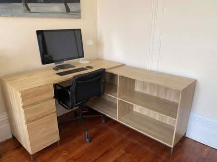Photo of free desk (Elizabeth Gate TW8) #3