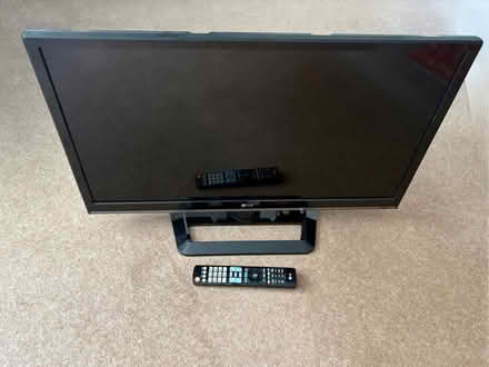 Photo of free 32” TV flat screen (Barnard's Green WR14) #1
