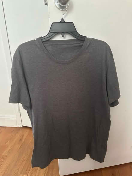 Photo of free Men’s Gray Uniqlo T-Shirt Size L (Clinton Hill, Brooklyn) #1
