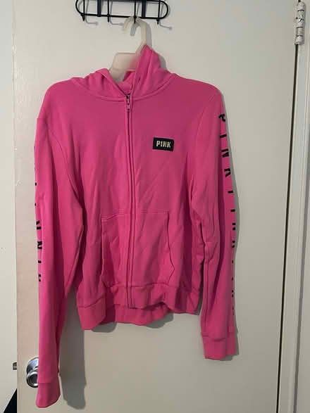 Photo of free Womens clothes (Near Main Street Laurel Md) #3