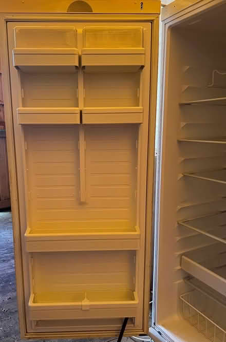 Photo of free Fridge free 155x60x64 (Wartling BN27) #4