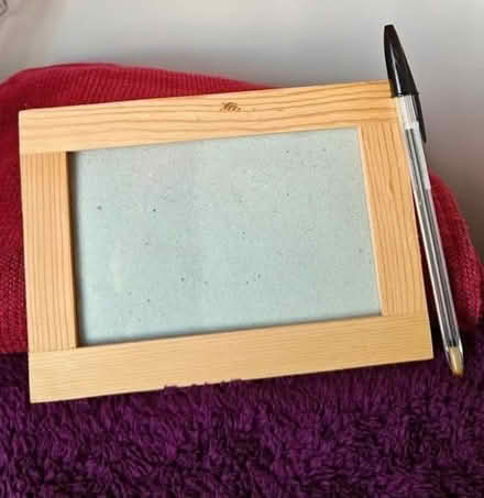 Photo of free Small wooden Photo frame (Harrow HA2) #2