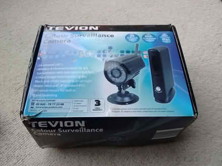 Photo of free Tevion surveillance camera system (Linslade LU7) #1