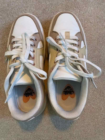 Photo of free Size 6 Women's trainer (Charlton SE18) #1