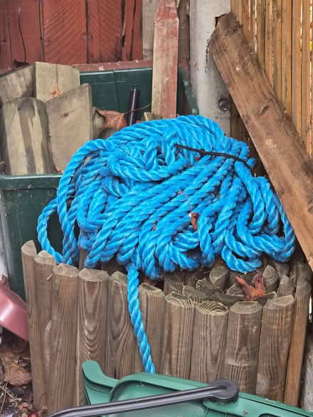 Photo of free Log roll and rope (Elmers End BR3) #1