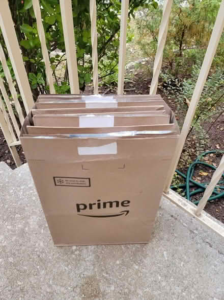Photo of free Foil-Lined Paper Bags (Columbia Rd, bet. 108 + 175) #1