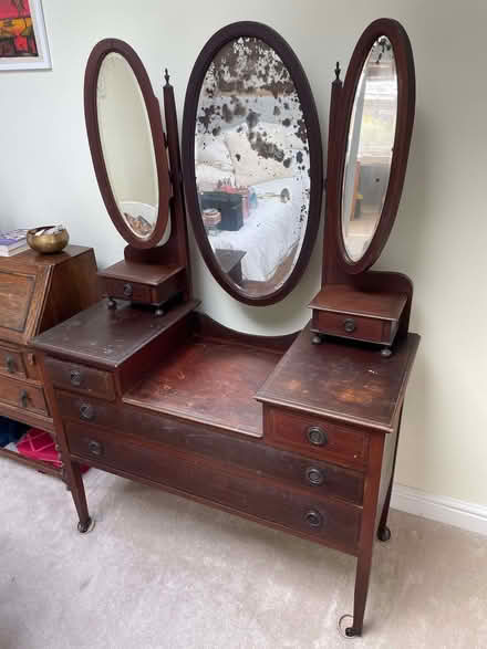 Photo of free Antique-Style Triple Mirror Dressing Table / Dresser (Hanwell W13) #1