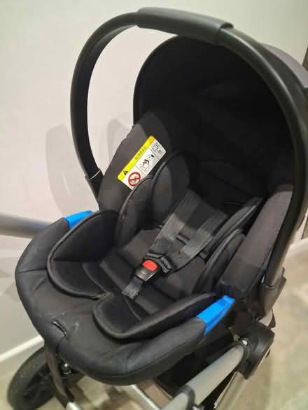 Photo of free 2 in 1 pushchair (Wickford SS11) #2