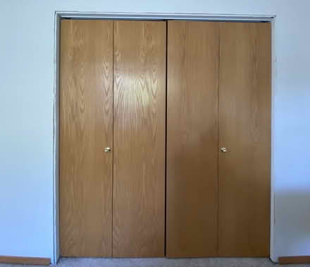 Photo of free Bi-fold doors (Mount Vernon east side) #1