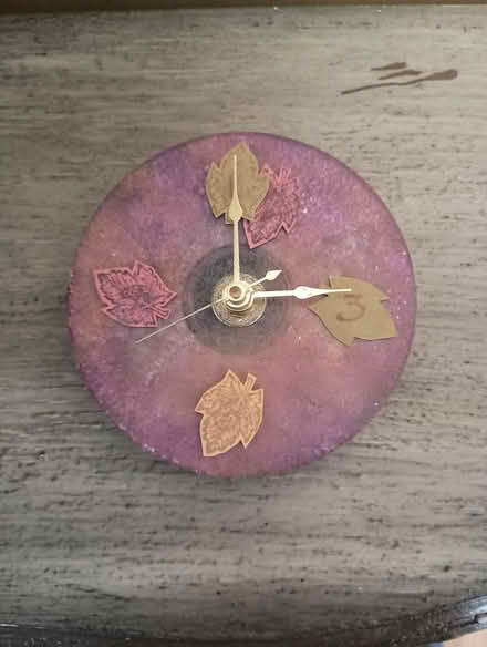 Photo of free Small clock (Greenwood near 83rd) #1