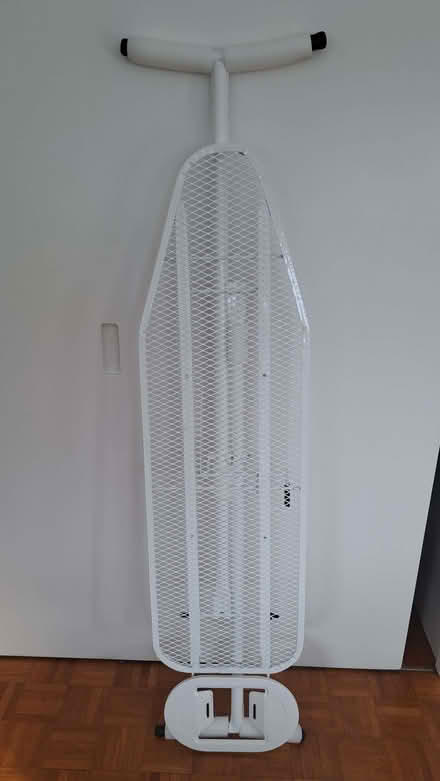 Photo of free Iron board (Putney SW15) #1