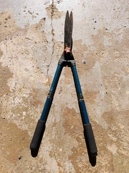 Photo of free Hedge trimmer (Westmont) #2