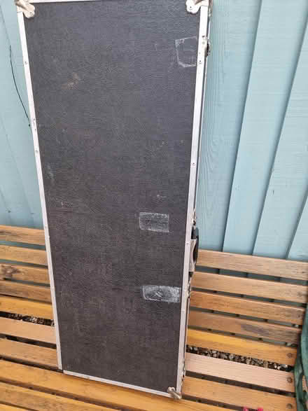 Photo of free Hard Guitar/Keyboard Case (Corby NN18) #1