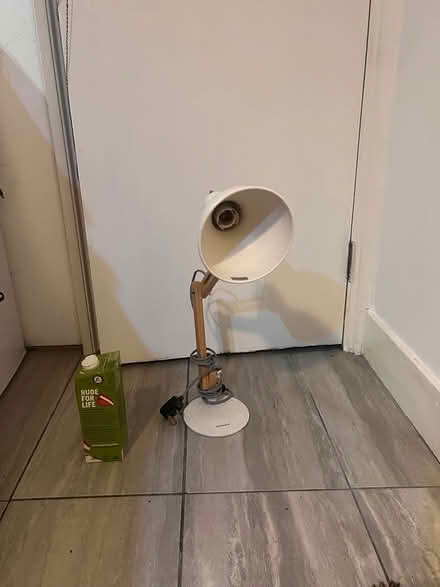 Photo of free Lamp ( not working) (Stoke newington N16) #1