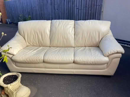 Photo of free 3 Seater Settee (Deddington OX15) #1