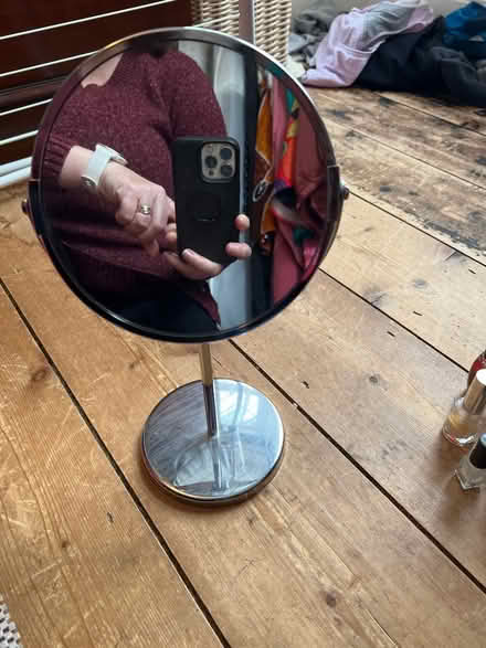 Photo of free Makeup mirror (LU6 Central Dunstable) #2