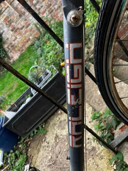 Photo of free Vintage men’s Raleigh bike (Walton Manor OX2) #4