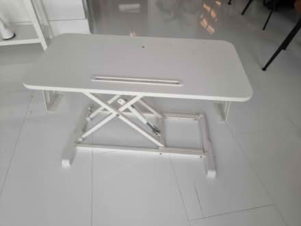 Photo of free Extendable desk white (TW7 4FD) #1