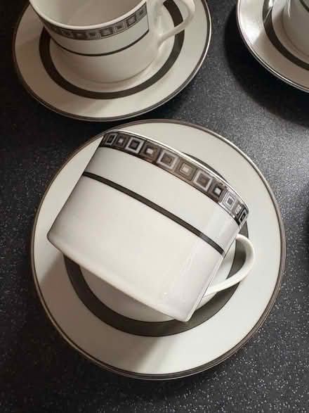 Photo of free Dinner Set (Undercliffe BD2) #3