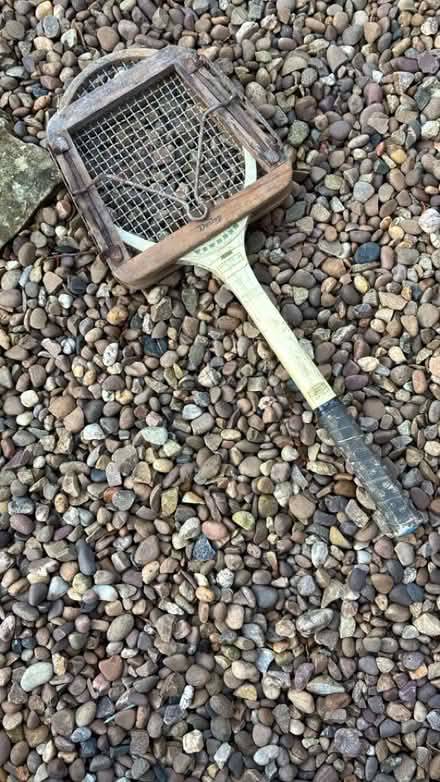 Photo of free Old tennis racquet and press (Wennington LA2) #1