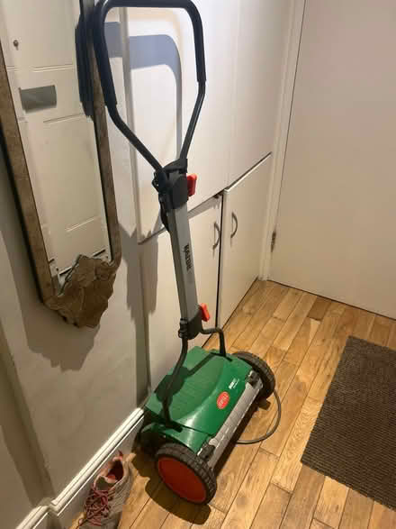 Photo of free Manual lawn mower (E8) #1