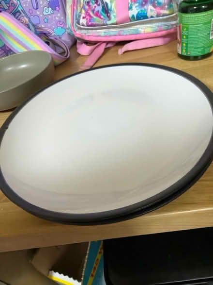 Photo of free Two dinner plates (Batemoor S8) #2
