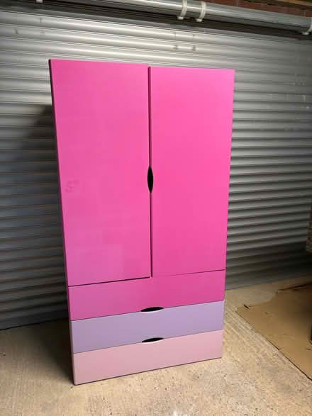 Photo of free Children’s wardrobe (OL3 Diggle) #3