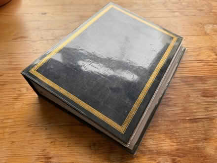 Photo of free Photo Album for 6x4 inch photos (Wallasey CH45) #2